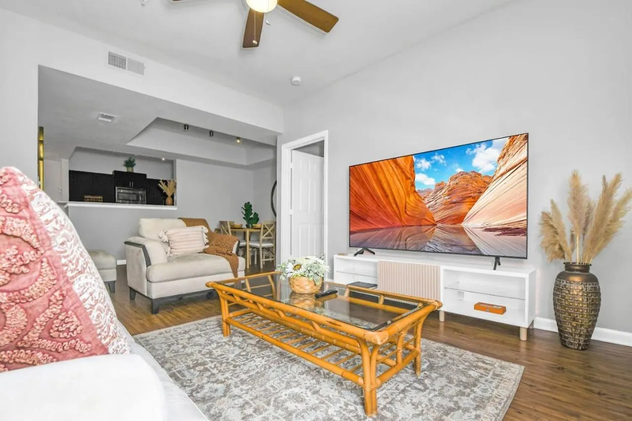 Cozy Retreat Getaway Family-Sized By Lake Eola Orlando Apartment